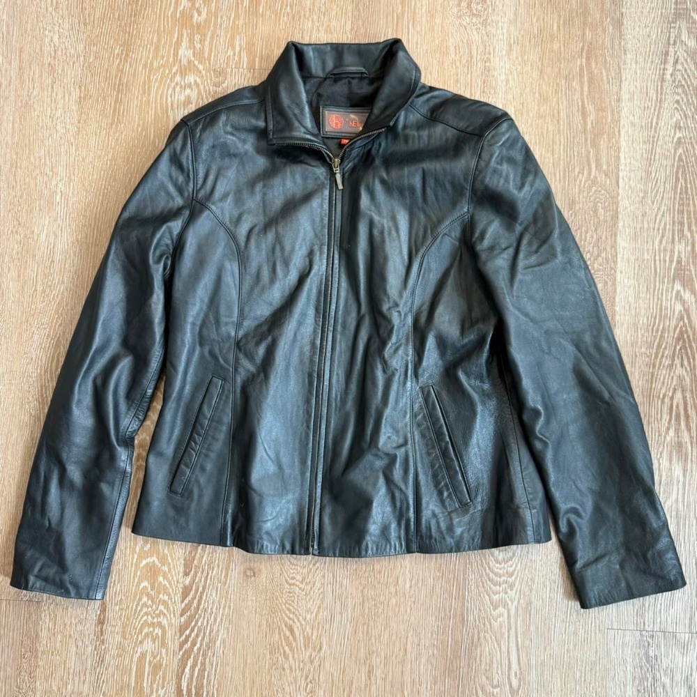 vintage 90s women’s genuine leather jacket